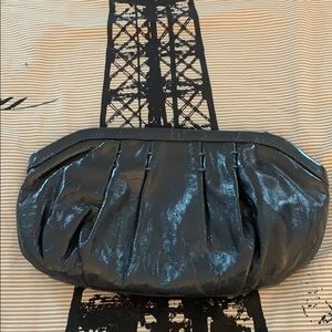 🎉Host Pick 🎉Metallic gray clutch.